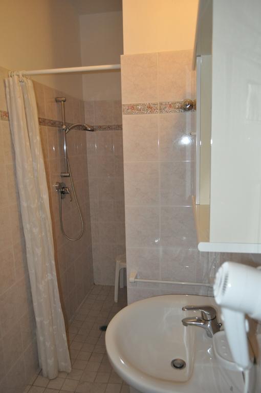 Mimosa Hotel 3*